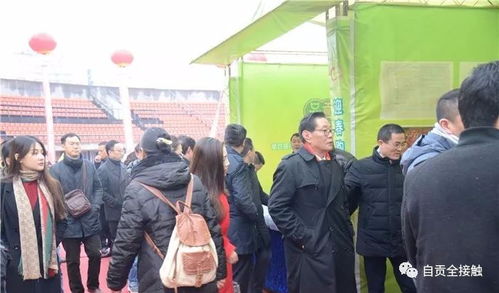 第四屆川南名優(yōu)特新暨首屆中農(nóng)聯(lián)購(gòu)物節(jié)盛大開(kāi)幕，自貢市農(nóng)業(yè)局推動(dòng)農(nóng)業(yè)產(chǎn)業(yè)升級(jí)